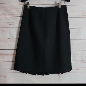 Diane Von Furstenberg Black Pleated Knee Length Skirt Size 4
